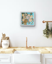 Load image into Gallery viewer, The Gold Vase